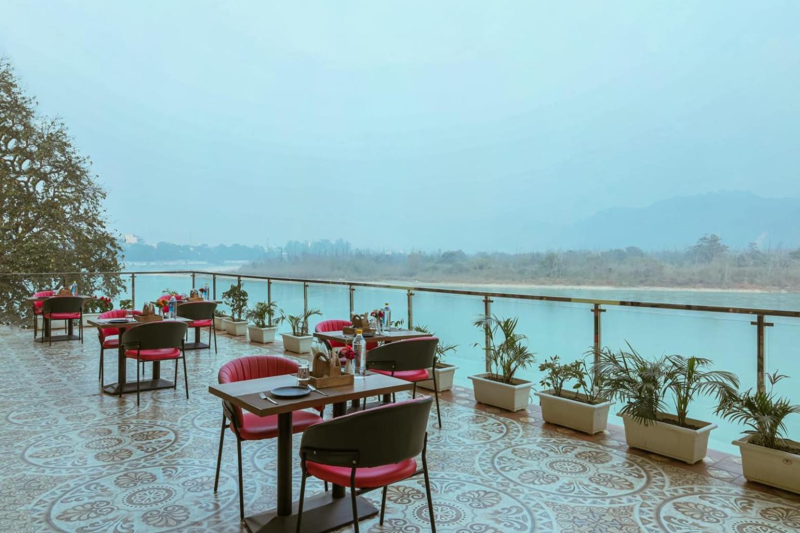 The Neeraj Naturecure On Ganga Rishīkesh Εξωτερικό φωτογραφία