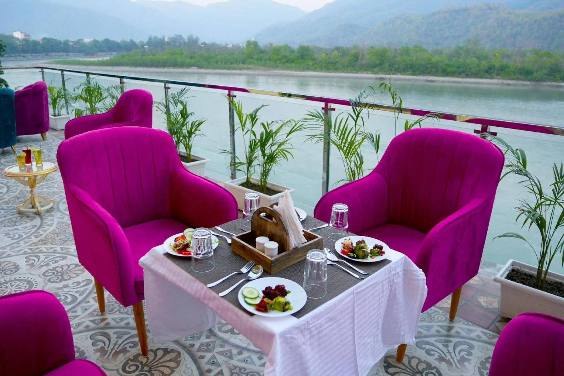 The Neeraj Naturecure On Ganga Rishīkesh Εξωτερικό φωτογραφία